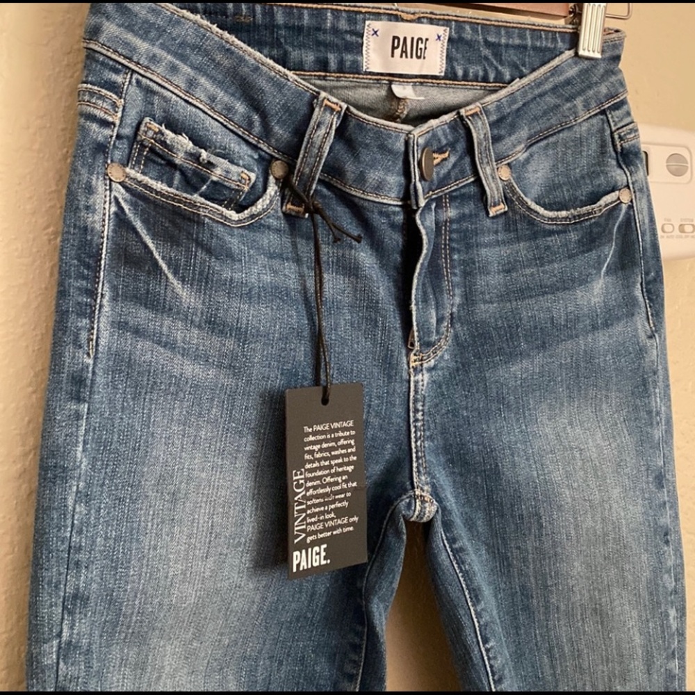 NWT Paige denim skinny jeans.I bought these in my usual size but they don’t fit.